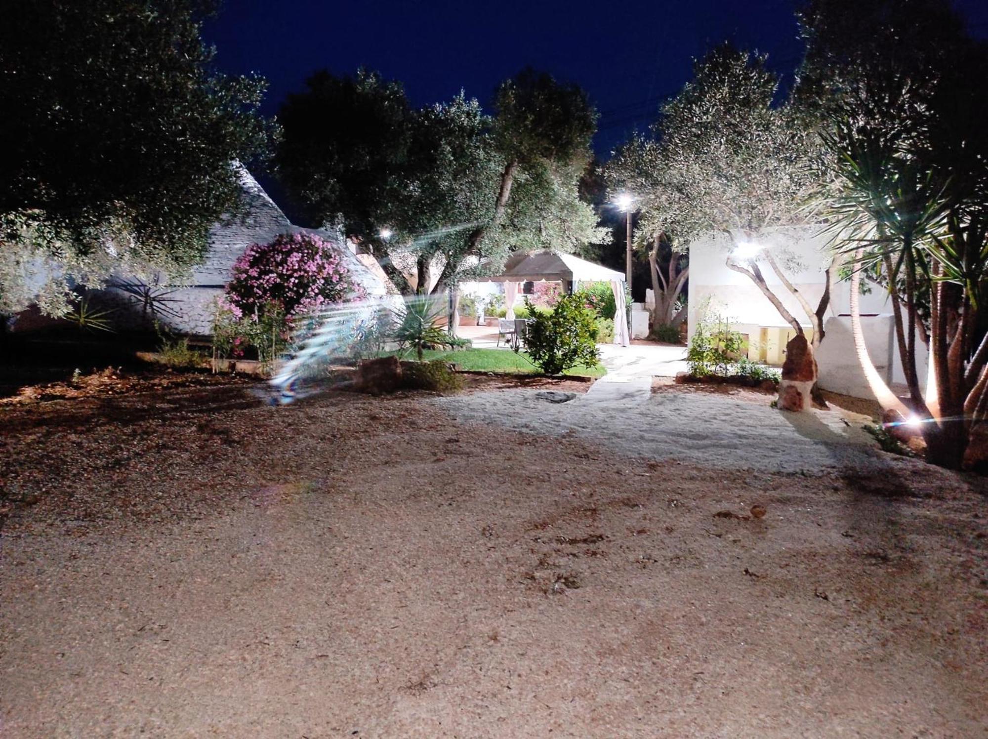 Il Trullo Di Nonno Mingo Ceglie Messapica Exterior foto
